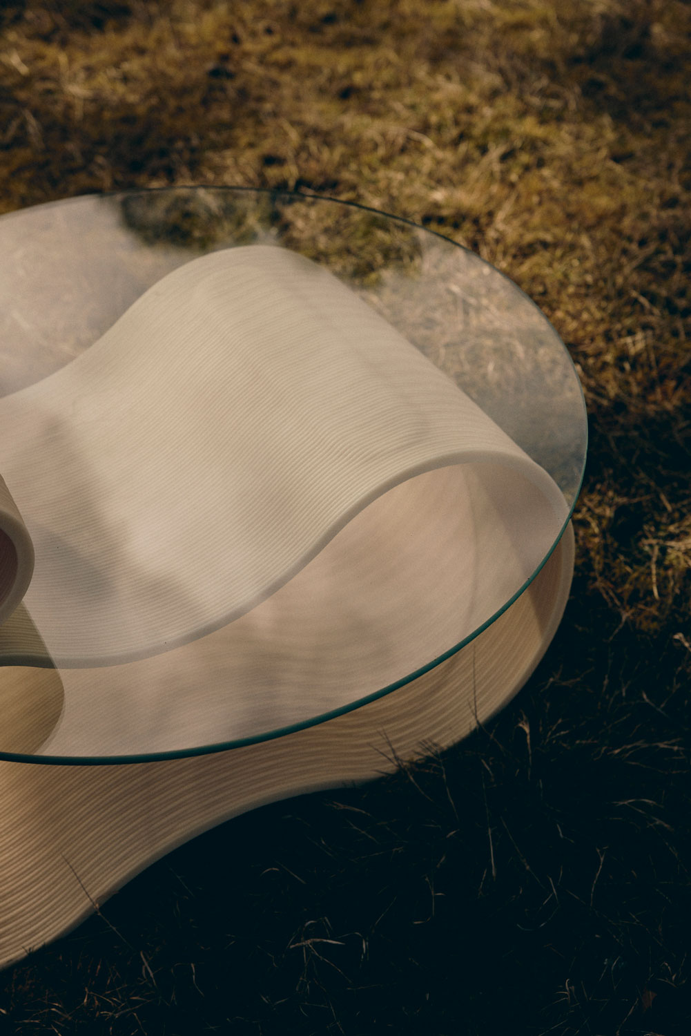 Jurij Rahimkulov ‘Gestalt’ coffee table - Image 2