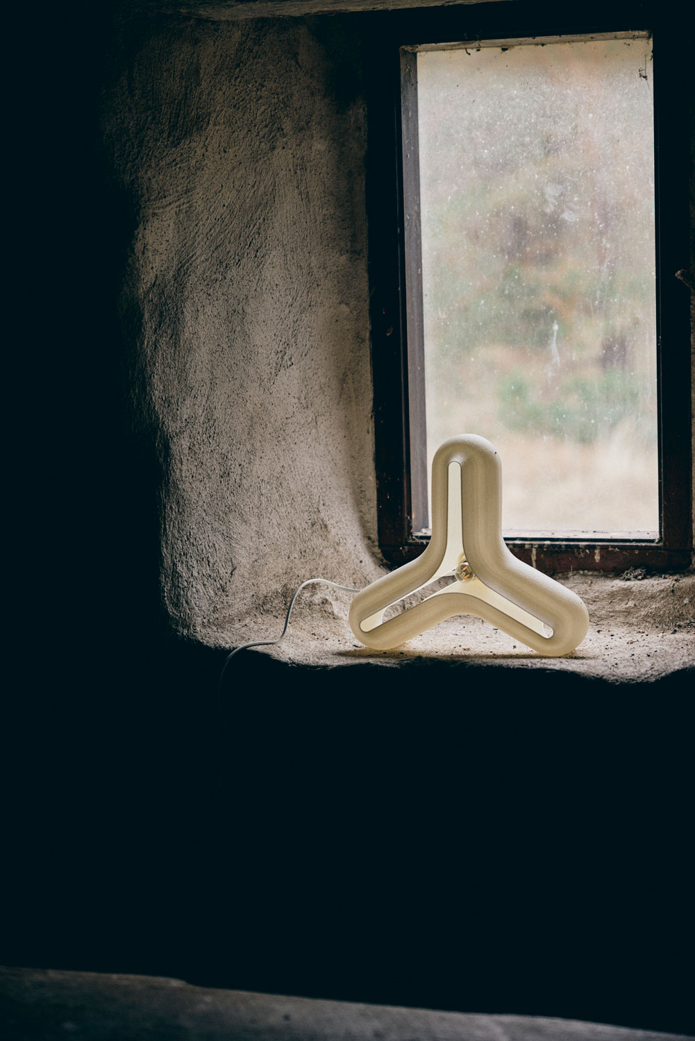 Jurij Rahimkulov ‘Lumen S’ table lamp
