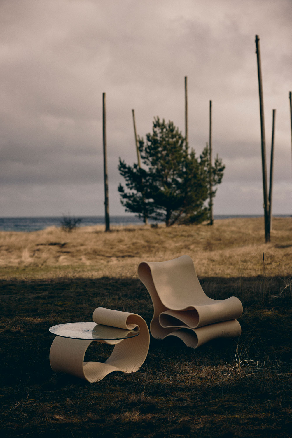 Jurij Rahimkulov ‘Reform’ lounge chair - Image 4