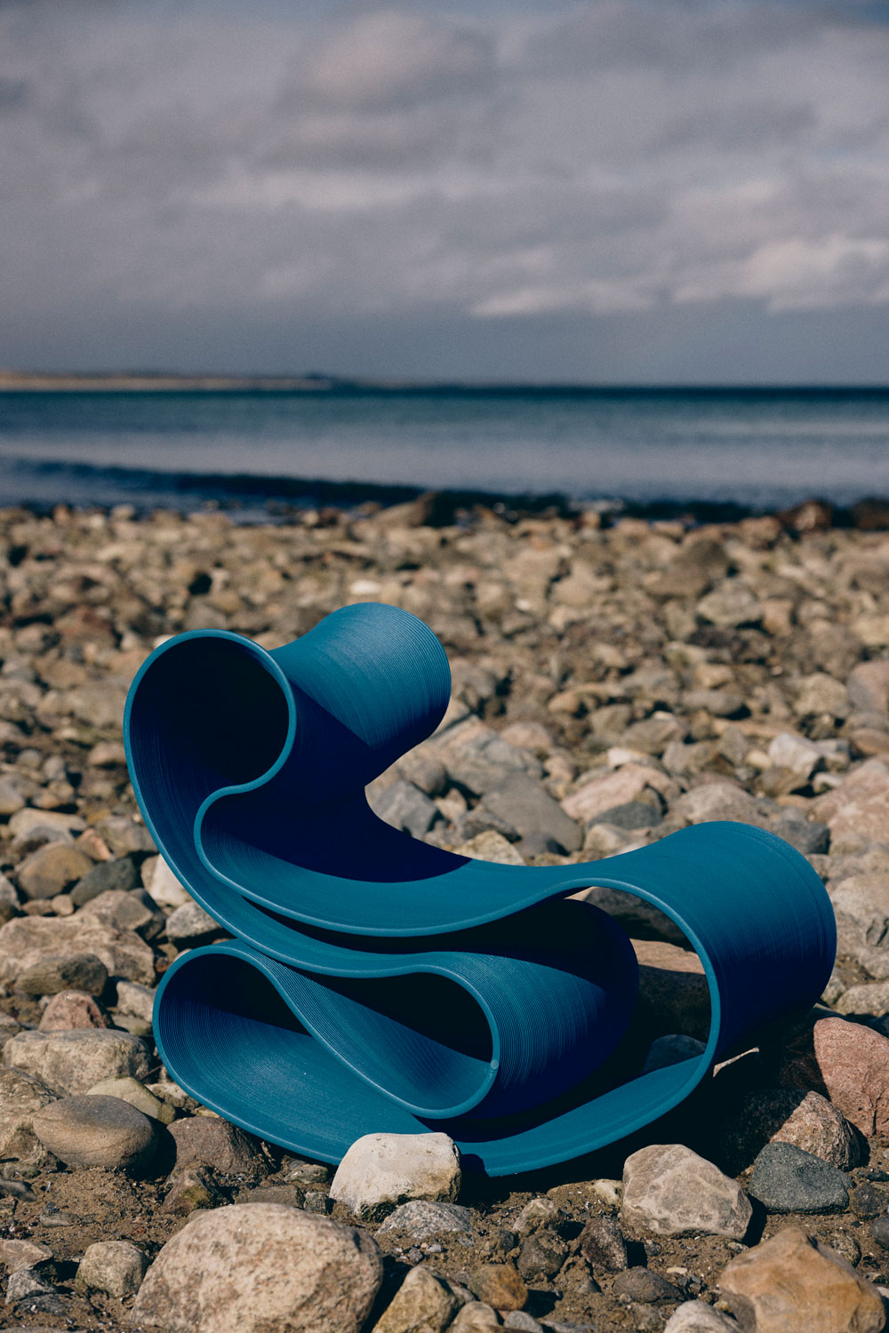 Jurij Rahimkulov ‘Evolve’ rocking chair
